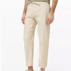 NEW - Lululemon Relaxed Fit Belted Stretch Pant Men's US Size 34''x29''